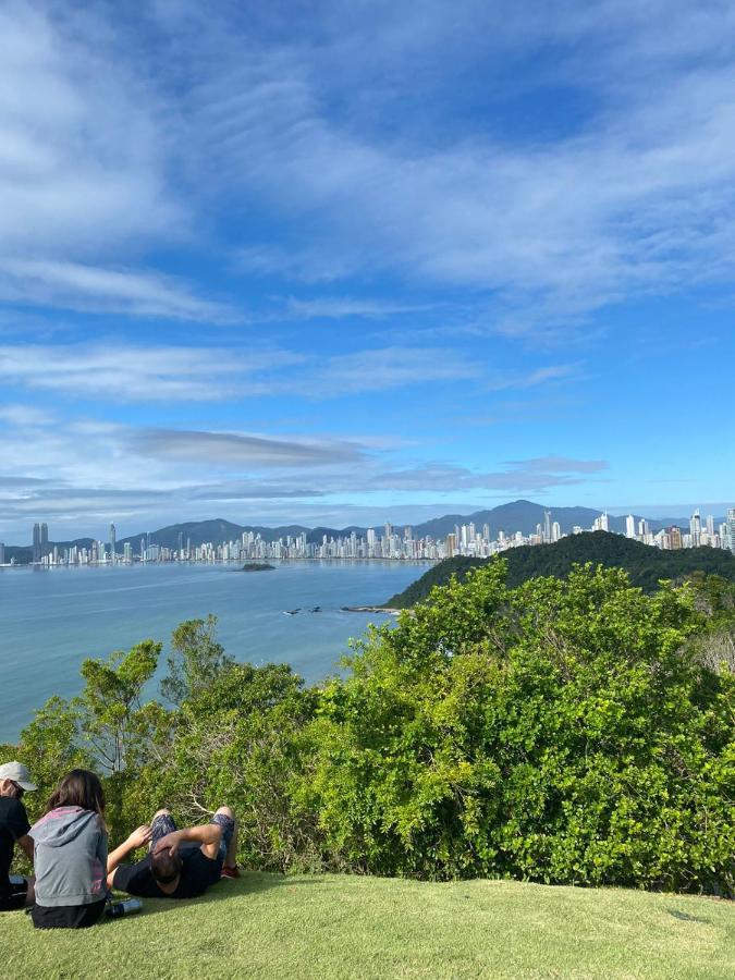 Balneário CamboriúApto 2 Dorm Bem Localizadoアパートメント エクステリア 写真